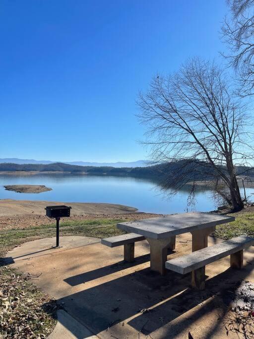 Charming House In Sevierville Family Friendly Quiet Location Close To Wilderness Εξωτερικό φωτογραφία