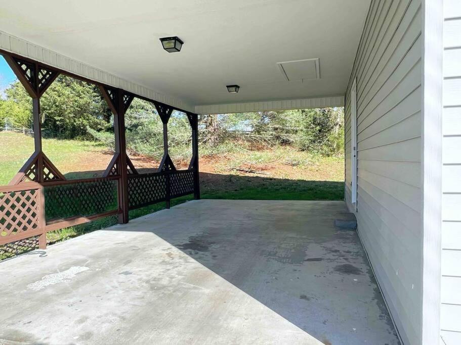 Charming House In Sevierville Family Friendly Quiet Location Close To Wilderness Εξωτερικό φωτογραφία