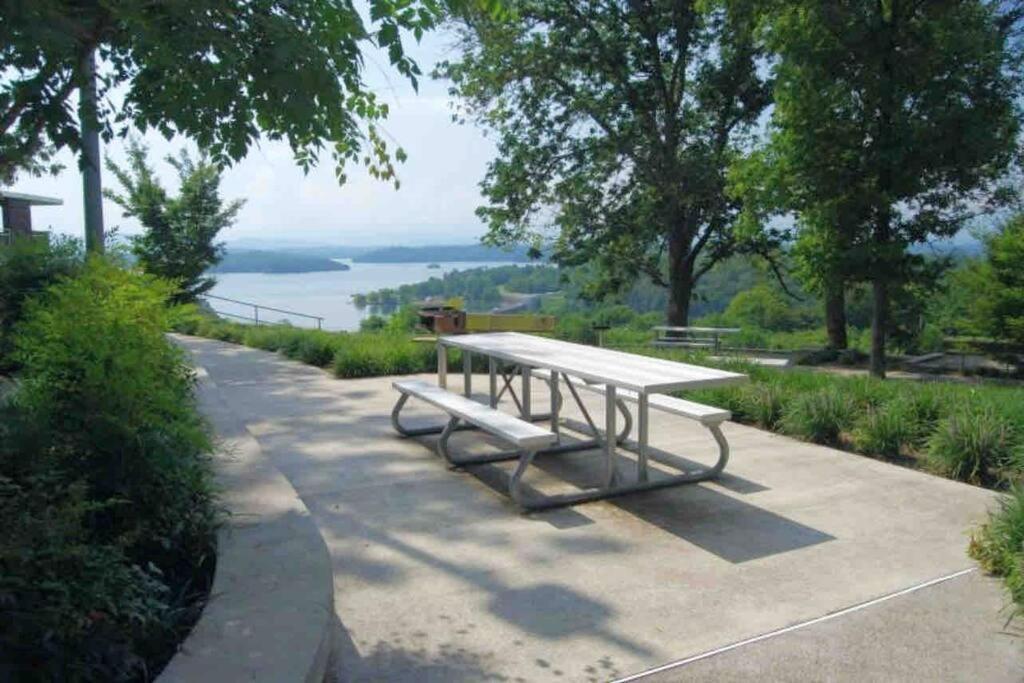 Charming House In Sevierville Family Friendly Quiet Location Close To Wilderness Εξωτερικό φωτογραφία