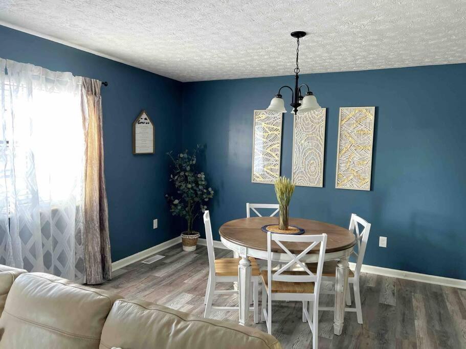 Charming House In Sevierville Family Friendly Quiet Location Close To Wilderness Εξωτερικό φωτογραφία